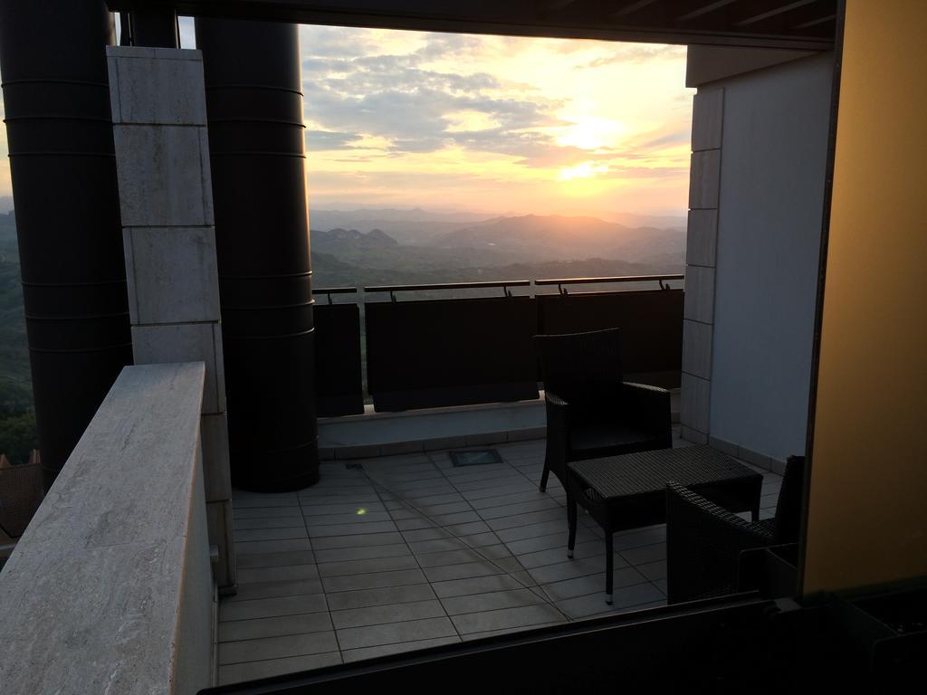 Hotel Joli San Marino Esterno foto