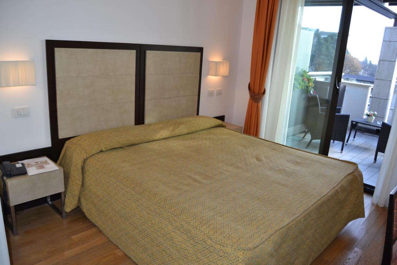 Hotel Joli San Marino Esterno foto