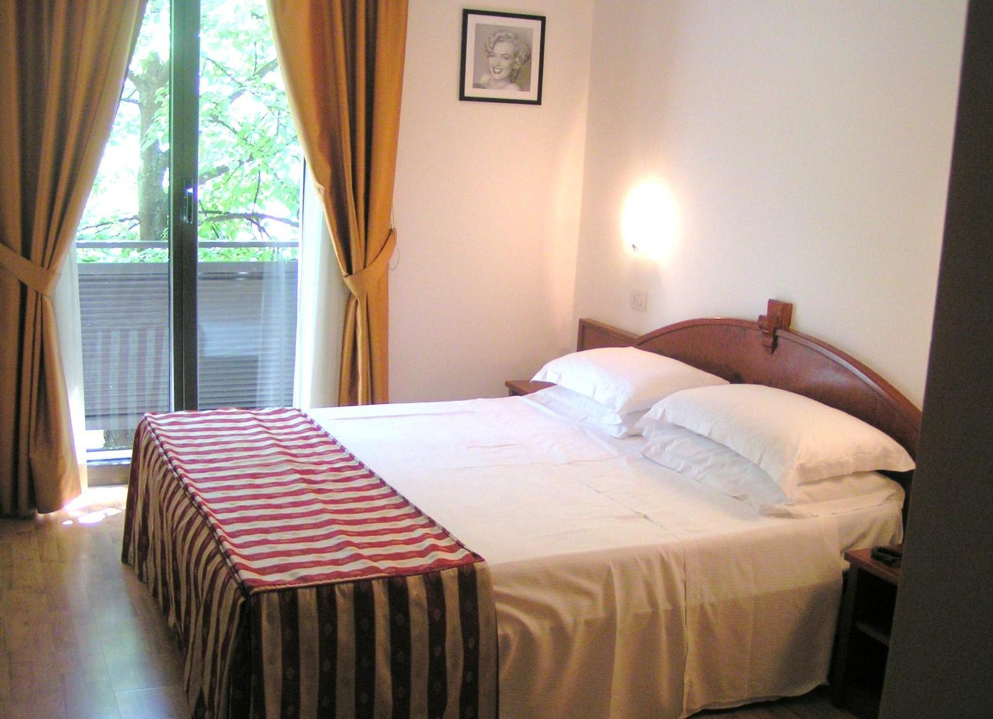 Hotel Joli San Marino Esterno foto