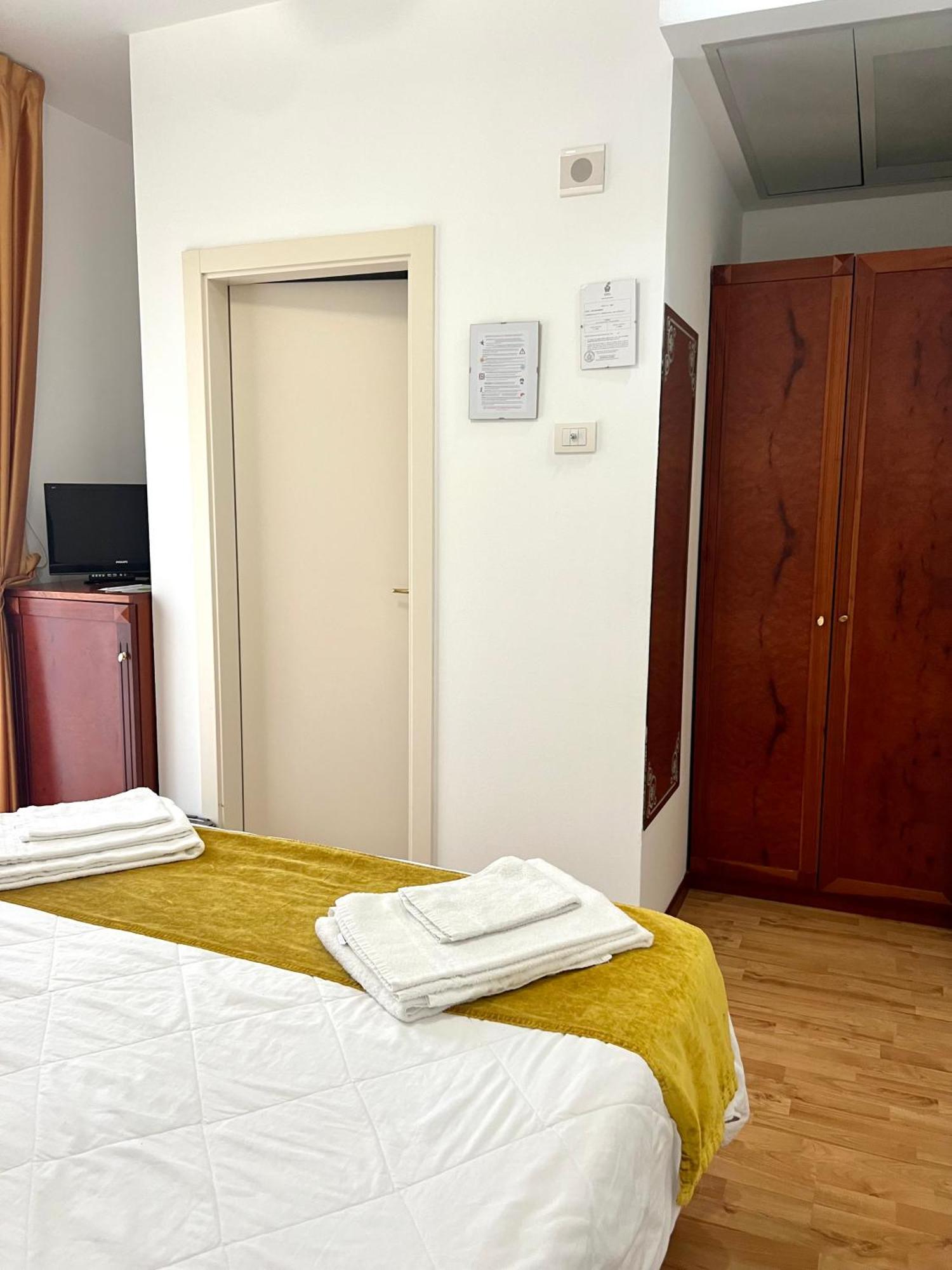 Hotel Joli San Marino Esterno foto