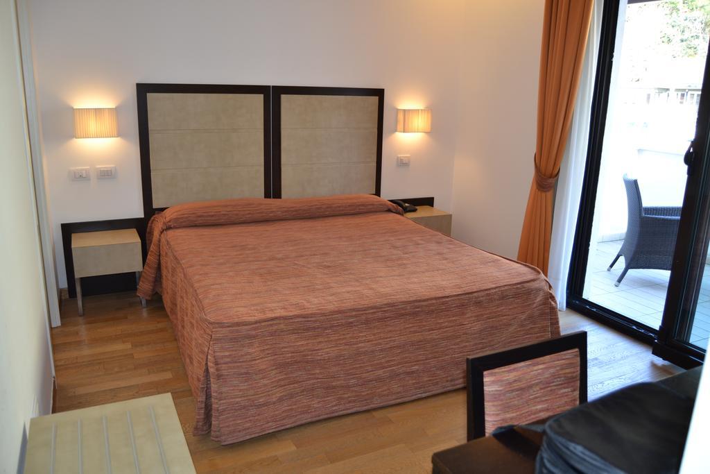 Hotel Joli San Marino Esterno foto