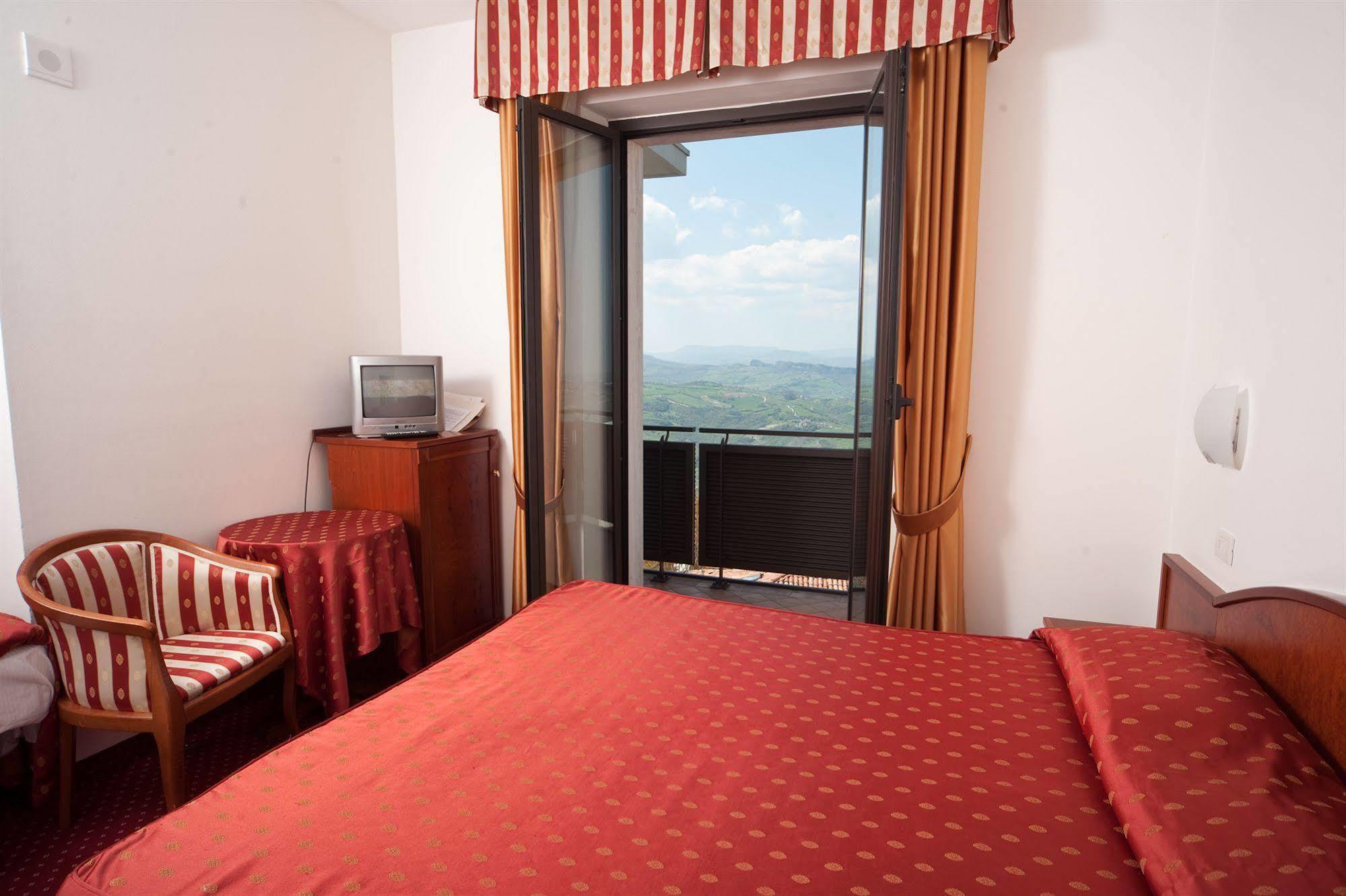 Hotel Joli San Marino Esterno foto